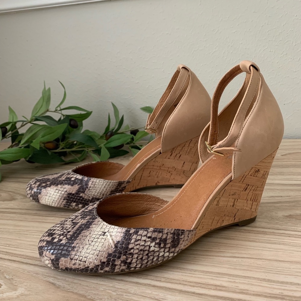 Clarks Purity Hyline Snake Print Cork Wedges 8.5